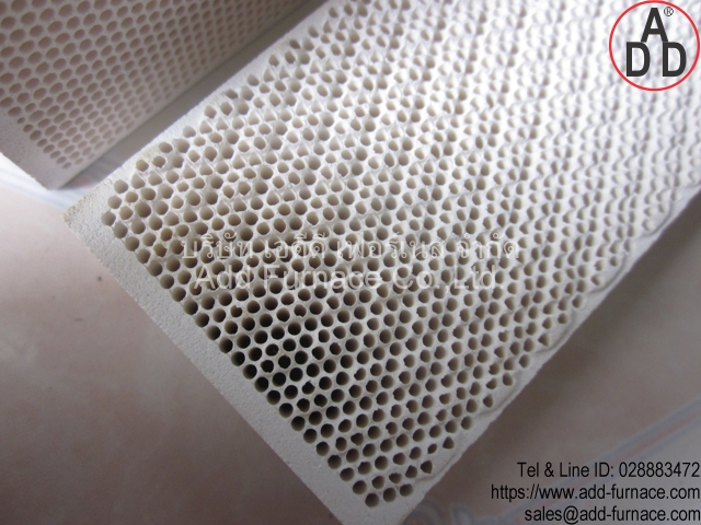 SL2WT 46.5x133x13mm honeycomb ceramic 2